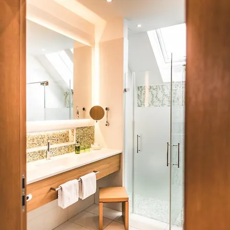 Salvator Iris Porsche Hotel 4*