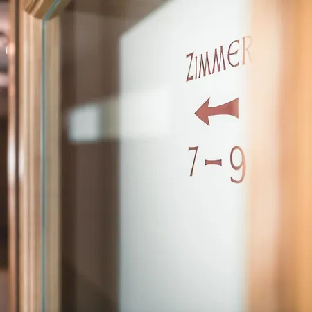 Salvator Iris Porsche