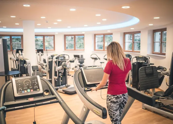 Salvator Iris Porsche